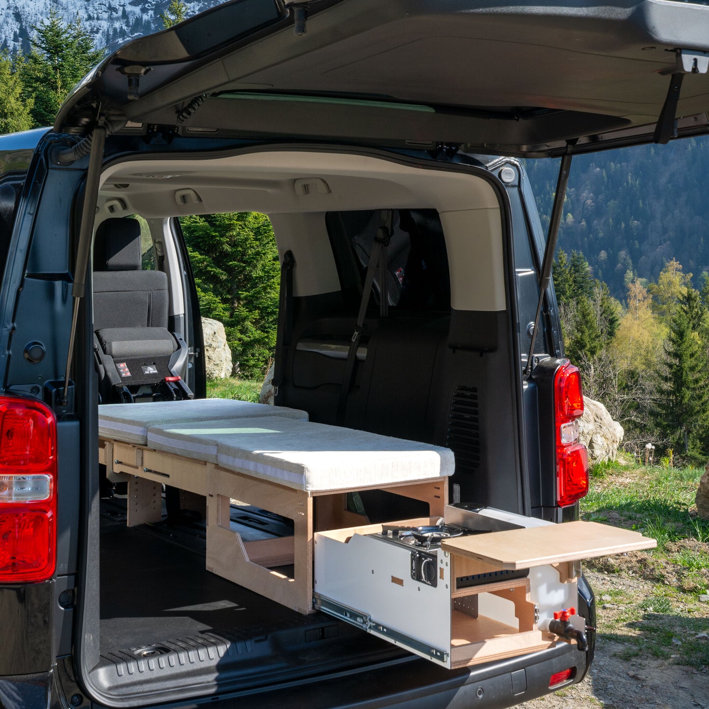 Box Medium Solo - 1 personne Aménagement voiture SUV et Ludospace