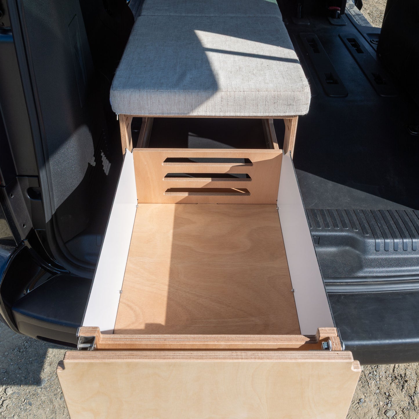 Box Medium Solo - 1 personne Aménagement voiture SUV et Ludospace