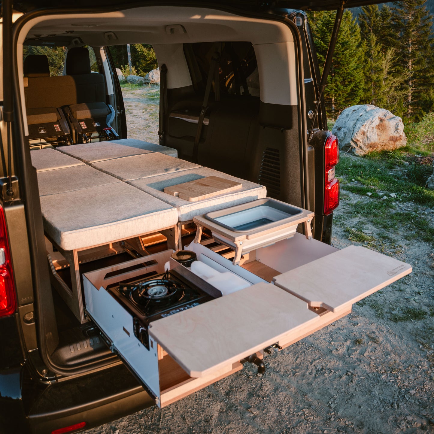 Box Medium - SUV et LUDOSPACE