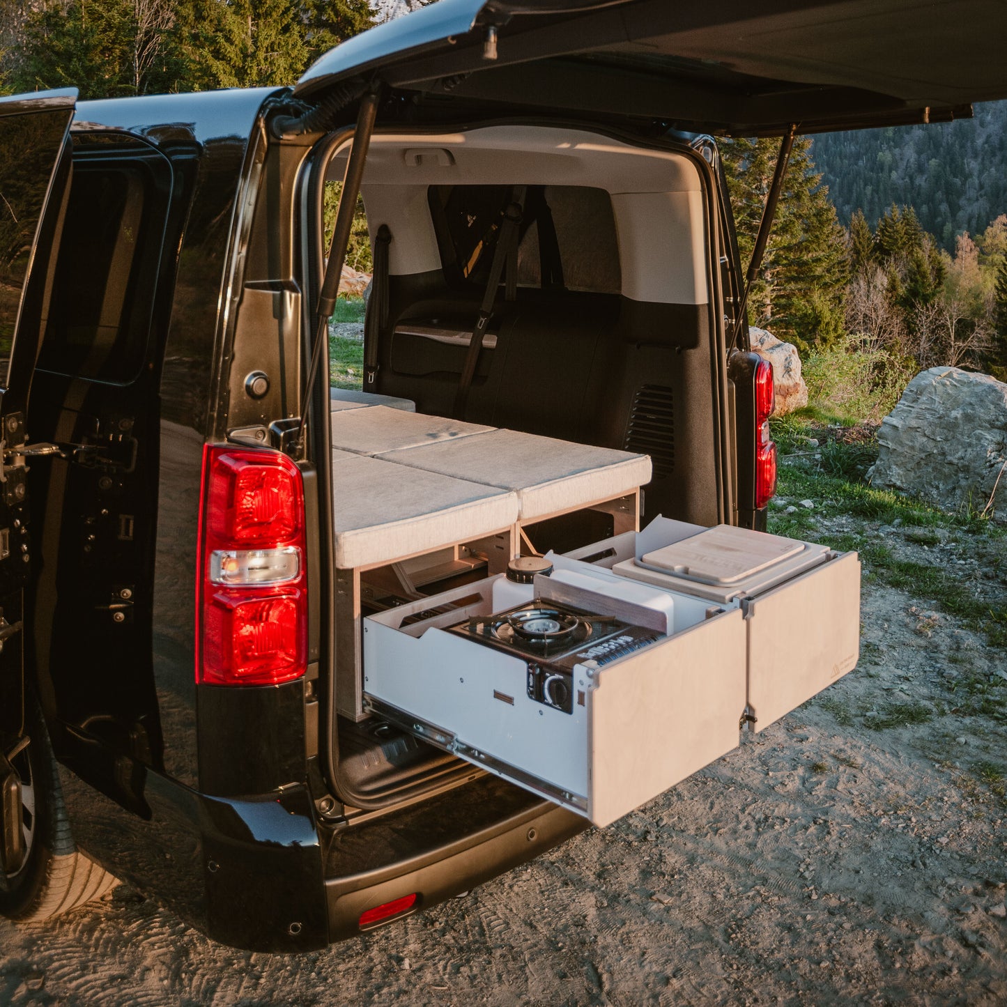 Box Medium - SUV et LUDOSPACE